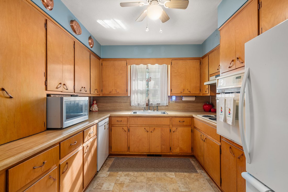 House in Hendersonville, North Carolina, United States 4 - 16133739