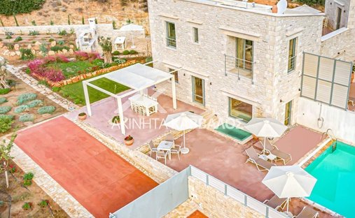 Casa in Milopotamos, Grecia 1