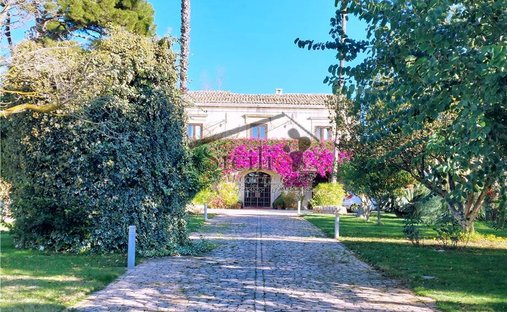 House in Campagna Sciclitana, Scicli, Sicily 1