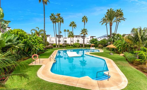 Residenza a San Pedro de Alcántara, Andalusia, Spagna 1