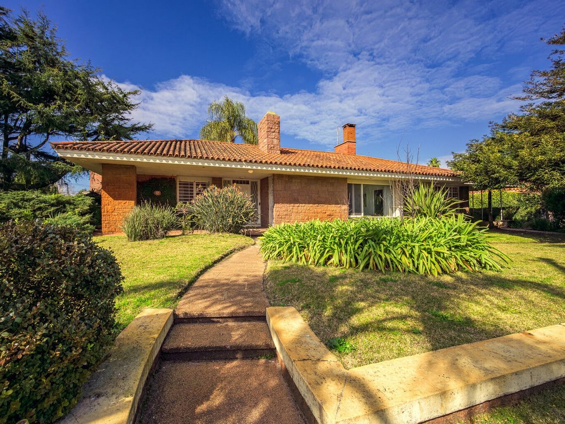 House in Montevideo, Departamento de Montevideo, Uruguay 3 - 16226657