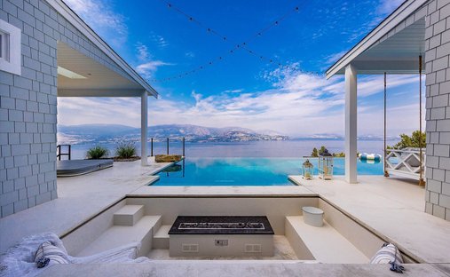 House in Kelowna, British Columbia, Canada 1