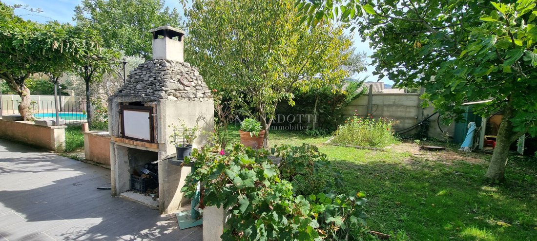 House in Taillades, Provence-Alpes-Côte d'Azur, France 3 - 16225657