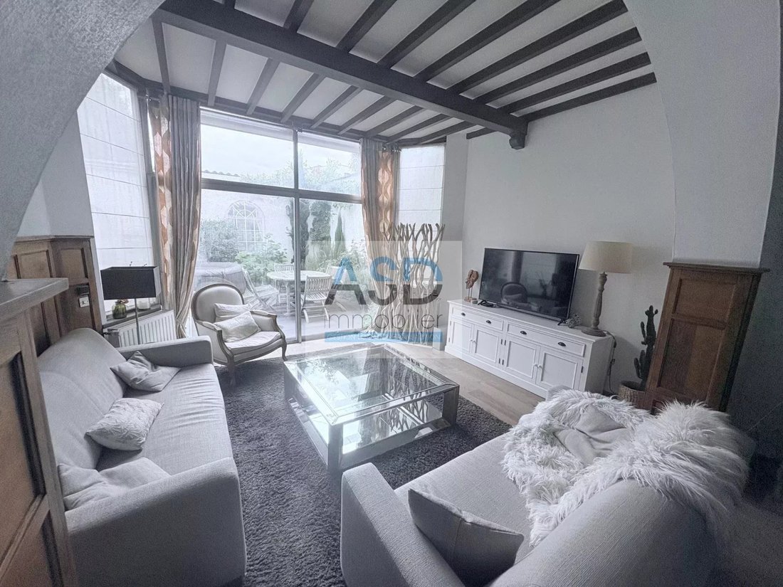 House in Tourcoing, Hauts-de-France, France 2 - 16225591