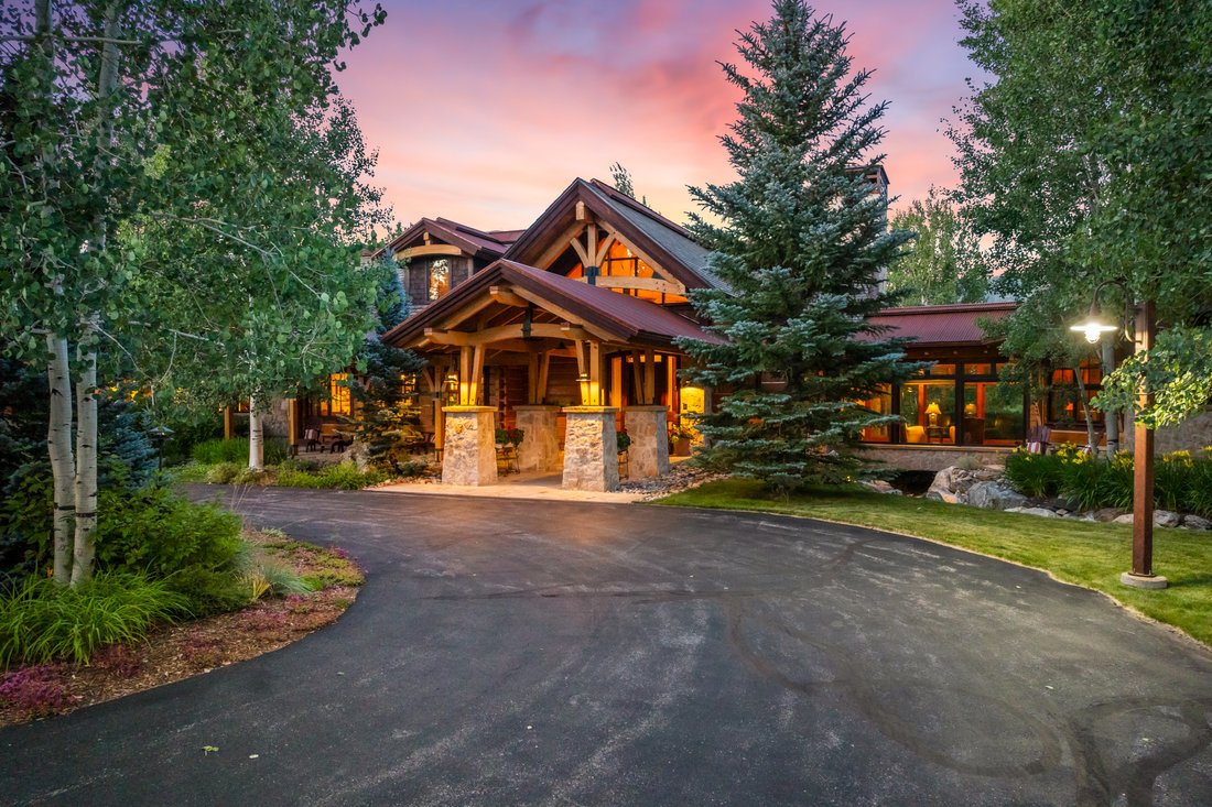 Steamboat Springs, Colorado, United States 4 - 16062617