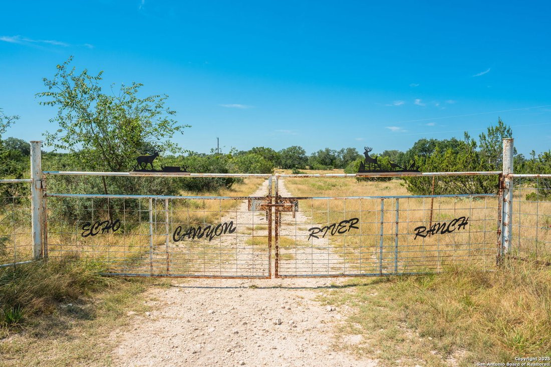 Farm Ranch in Roosevelt, Texas, United States 4 - 16230337