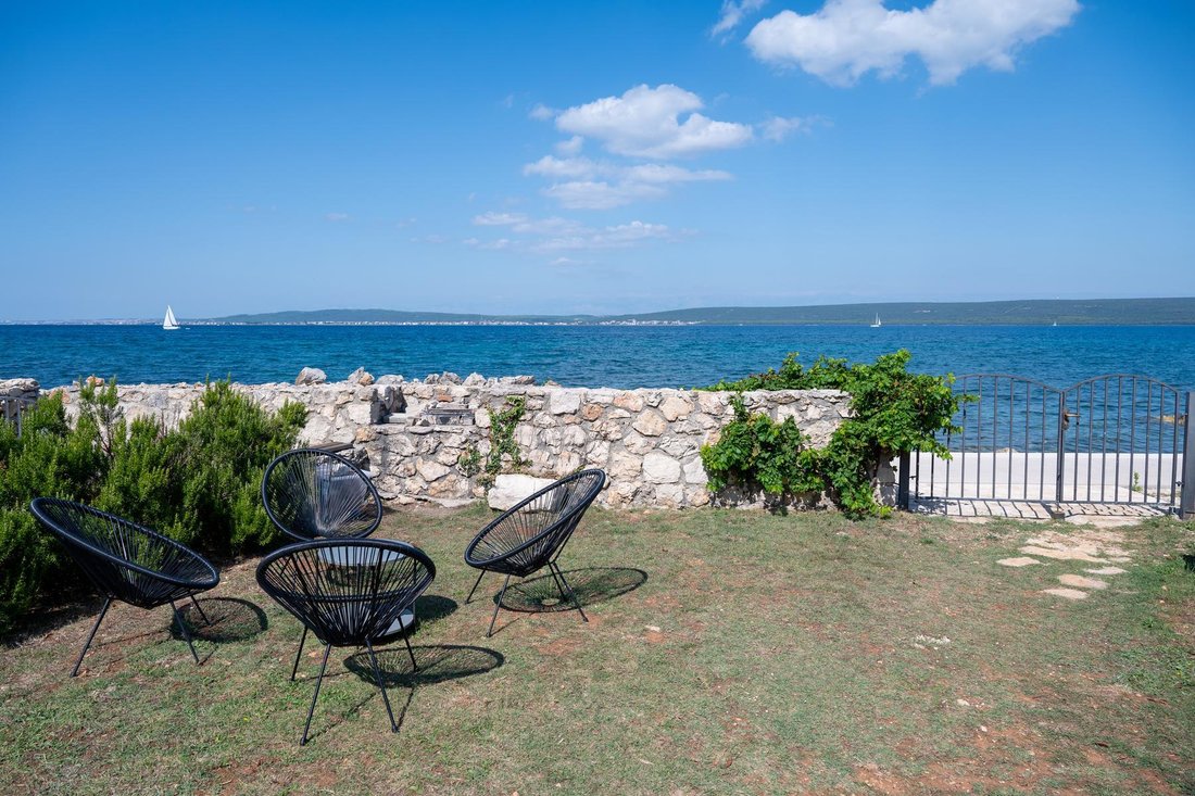 Villa in Dobropoljana, Zadar County, Croatia 5 - 13809256
