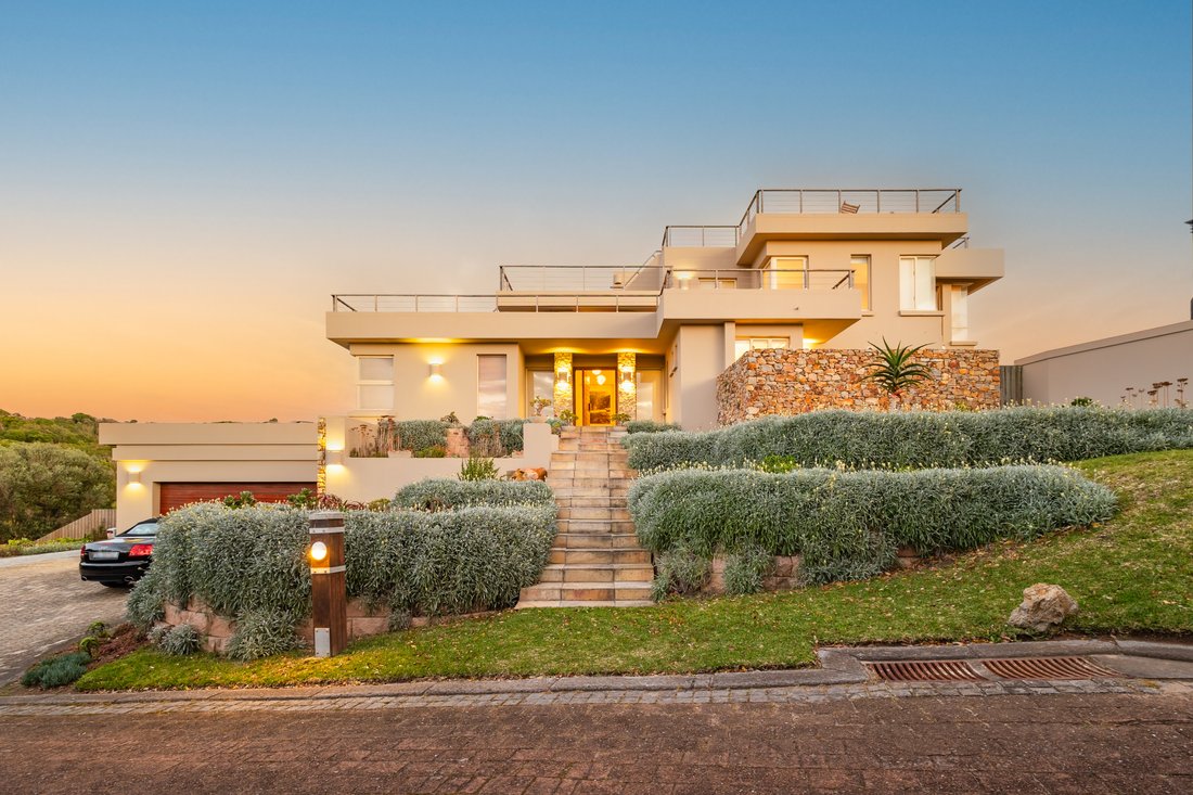 Haus in Whale Rock Beach, Westkap, Südafrika 1 - 16226453