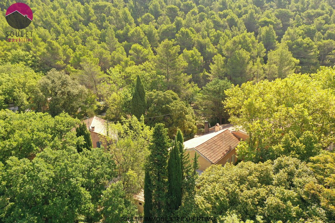 Château des Rêves Provençaux – A Wedding Estate in Gigondas’ Vine-Kissed Hills