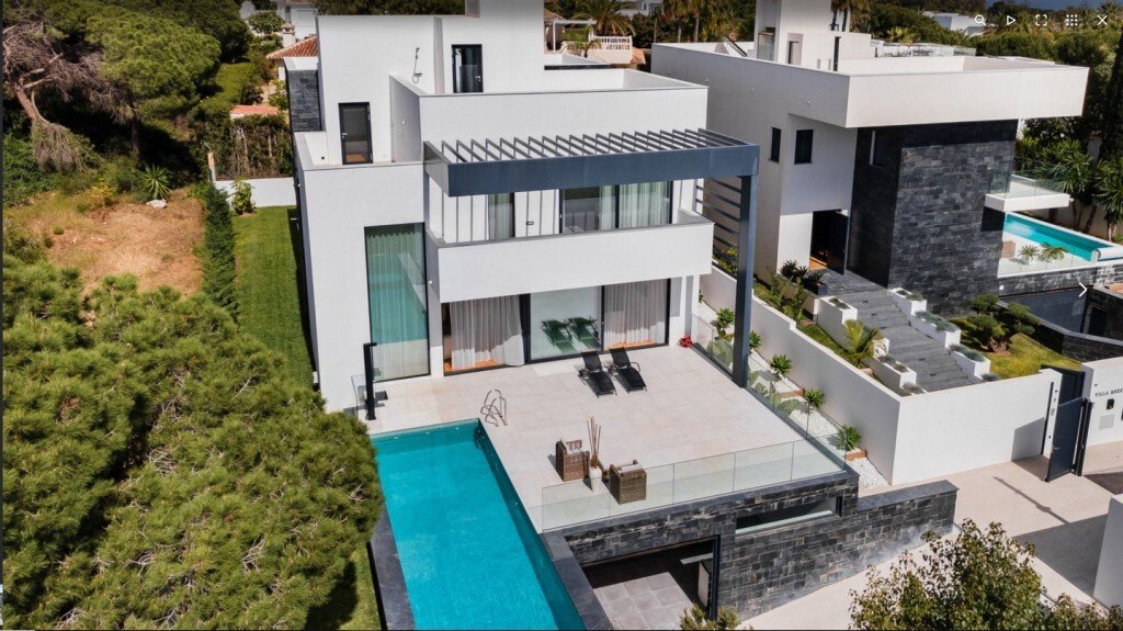 Villa in Elviria-Cabopino, Marbella, Spanien 1 - 16227553