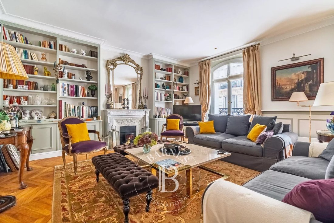 Apartment in Charles Laffitte, Neuilly-sur-Seine, France 2 - 16225528