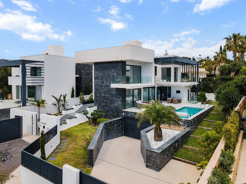 Villa in Elviria-Cabopino, Marbella, Spanien 2 - 16227829