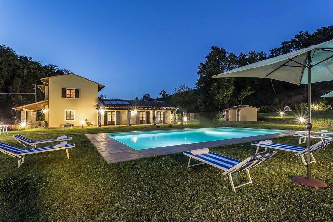 Villa in Montuolo - Fagnano, Lucca, Italy 1 - 16227615