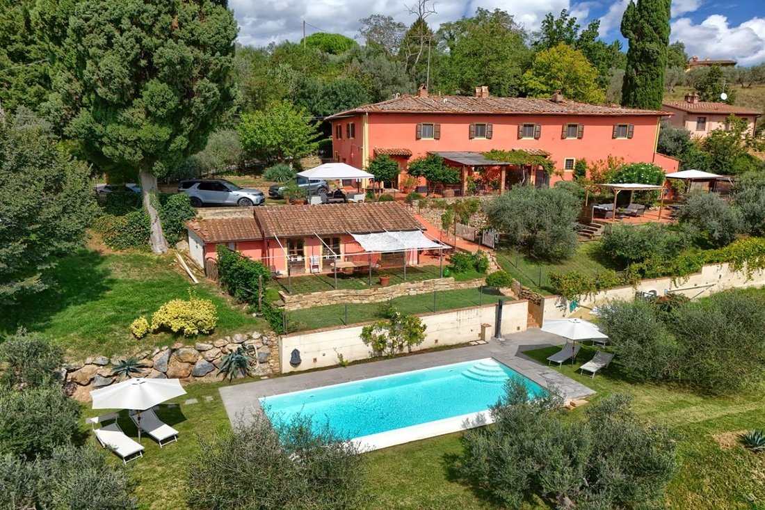 Country House in Certaldo, Tuscany, Italy 2 - 16227597