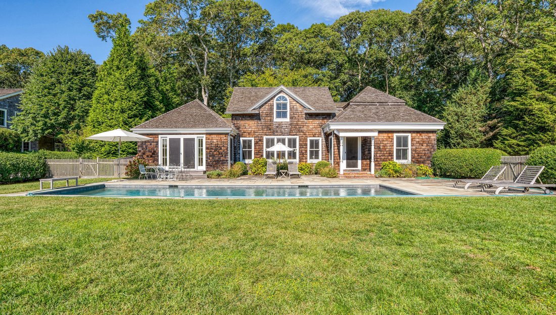 East Hampton, New York, United States 1 - 15878876