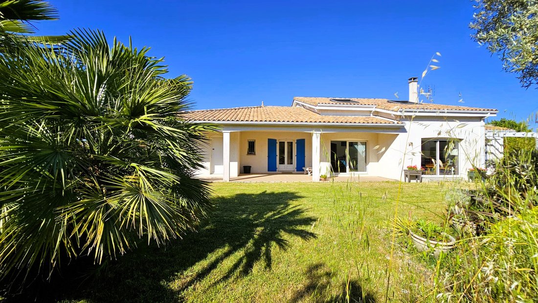 House in Le Fief-La Garenne, Royan, France 2 - 16125351