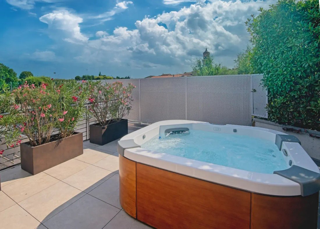 Villa in Historic Center, Padenghe sul Garda, Lombardy 5 - 16227207