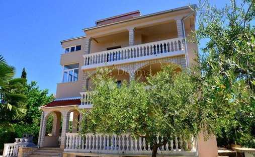 House in Malinska, Primorje-Gorski Kotar County, Croatia 1