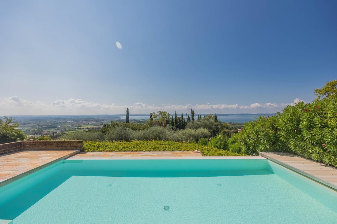 Villa in Cavaion Veronese, Veneto, Italy 4 - 16230897