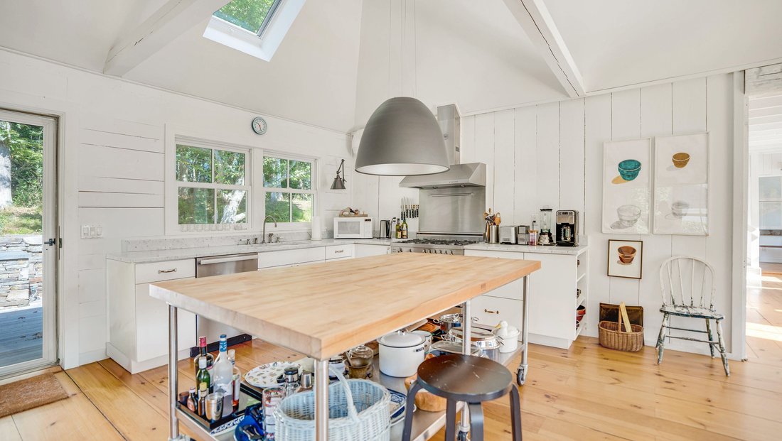 East Hampton, New York, United States 5 - 15878876