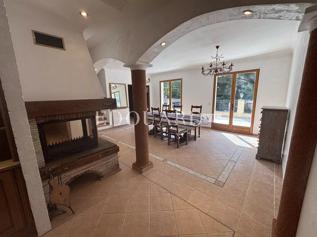 House in Menton, Provence-Alpes-Côte d'Azur, France 2 - 16227335