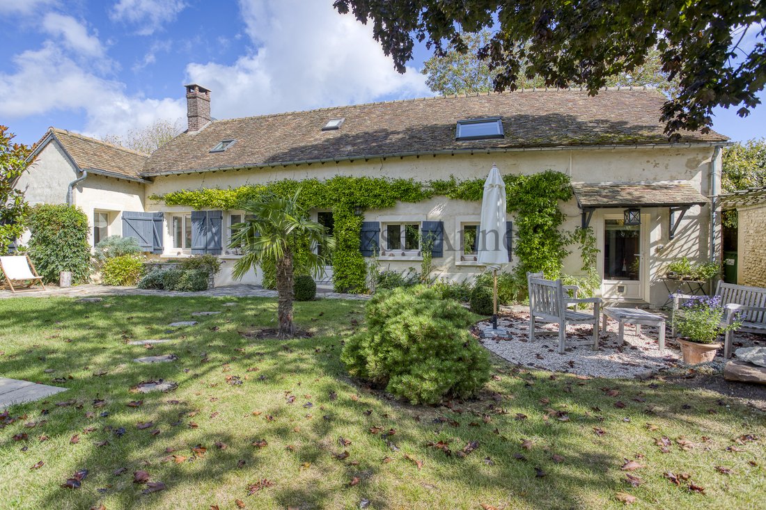 House in Houdan, Ile-de-France, France 1 - 16227203