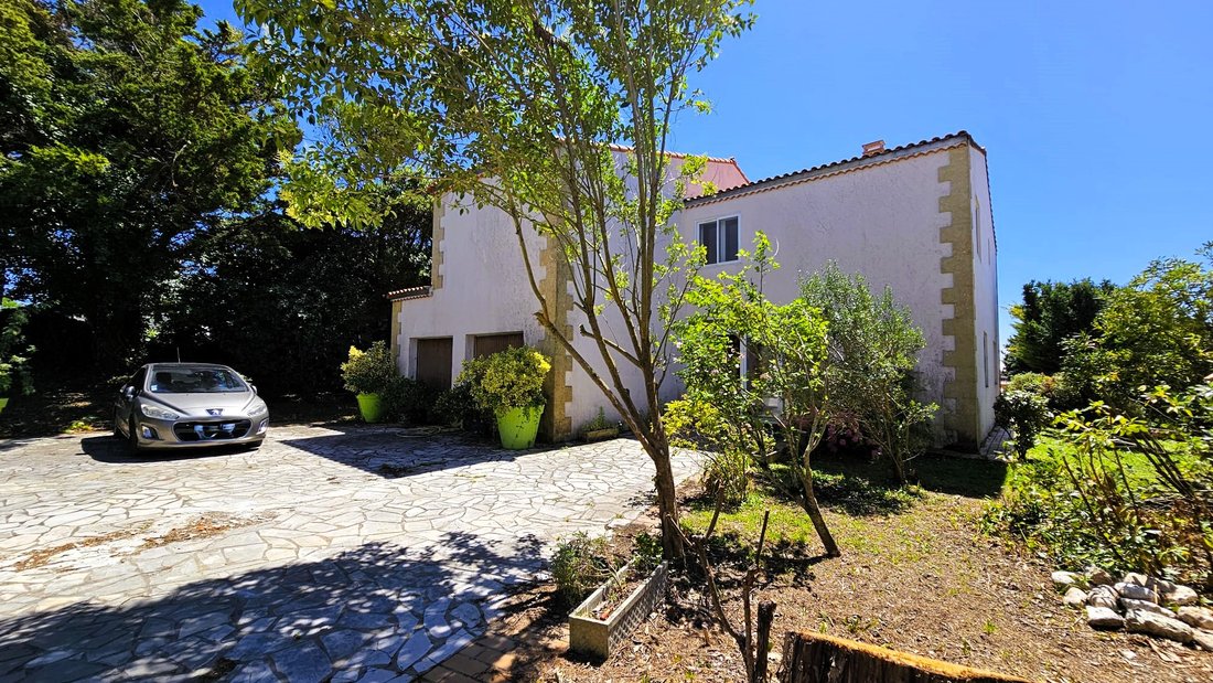 House in Vaux-sur-Mer, Nouvelle-Aquitaine, France 3 - 16125394