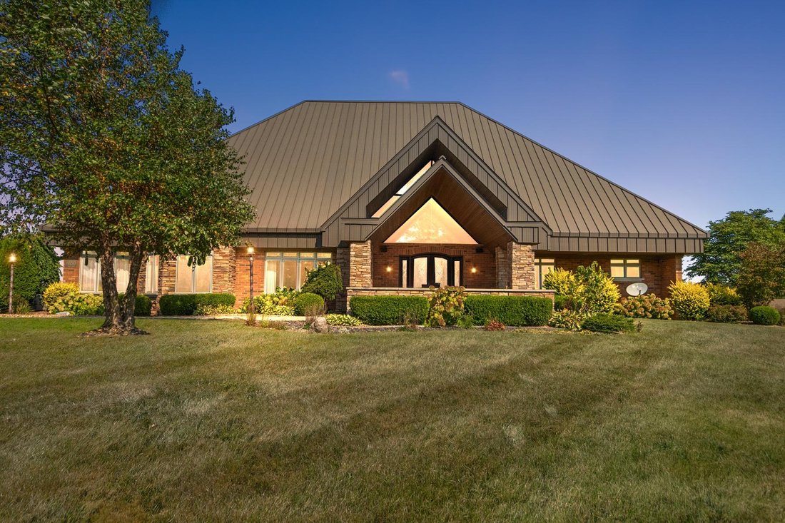 House in Monroe, Michigan, United States 2 - 16226189