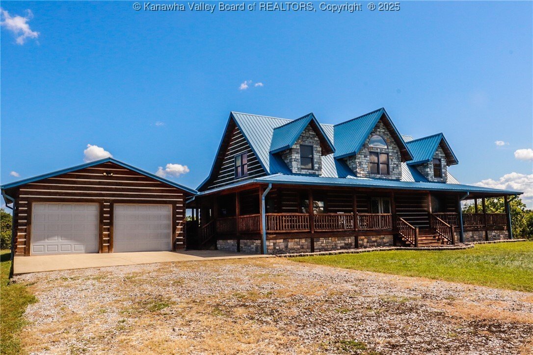 House in Looneyville, West Virginia, United States 1 - 16230425