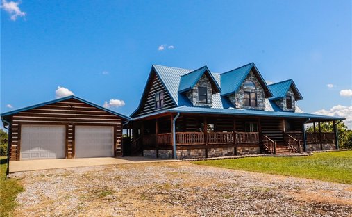 House in Looneyville, West Virginia, United States 1