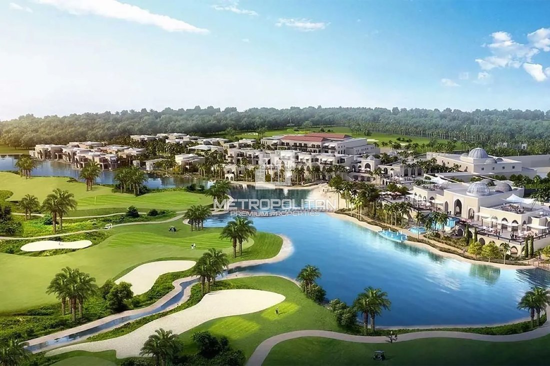Townhouse in Damac Hills 2, Dubai, United Arab Emirates 2 - 16226503