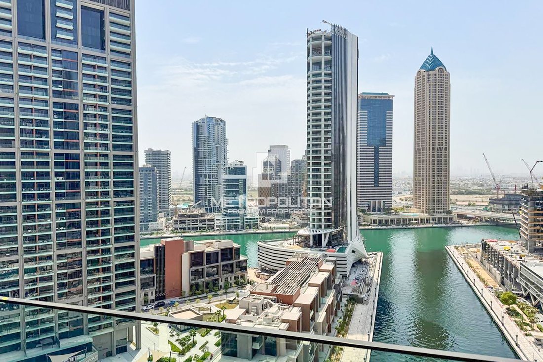 Apartment in Business Bay, Dubai, United Arab Emirates 1 - 16226513