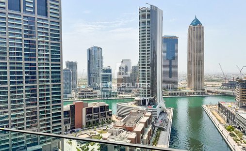 Apartment in Business Bay, Dubai, United Arab Emirates 1