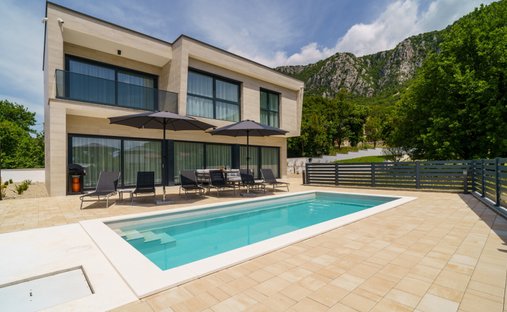 Villa in Vinodolska opcina, Primorje-Gorski Kotar County, Croatia 1