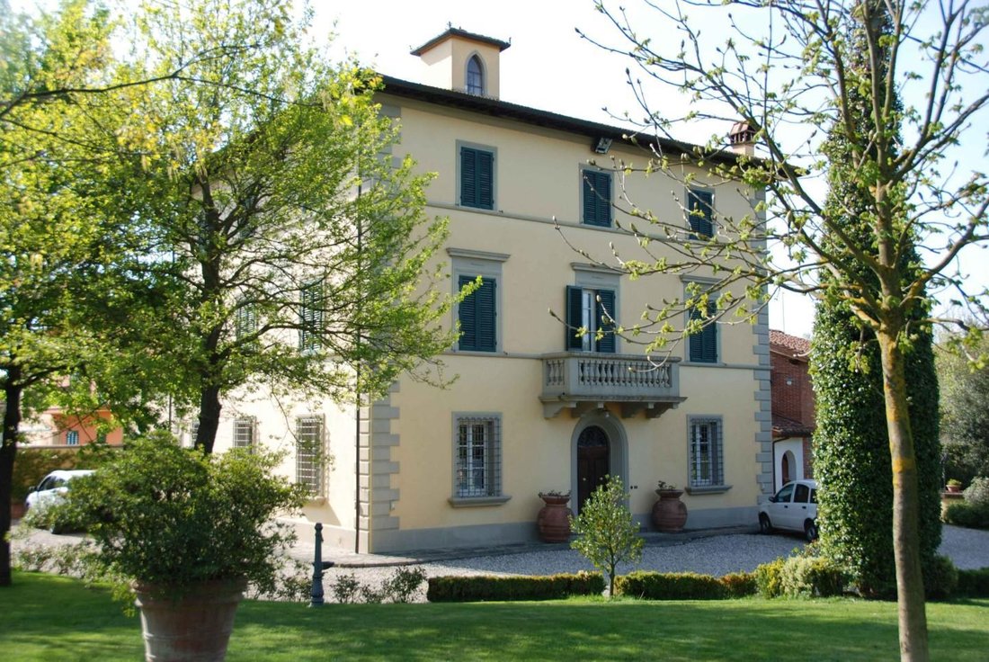 Villa in Castelfranco di Sotto, Tuscany, Italy 2 - 16227607