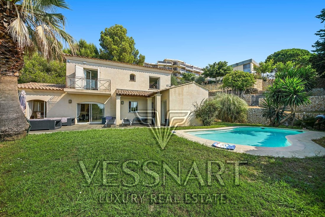 Villa in Nice, Provence-Alpes-Côte d'Azur, France 2 - 14563714
