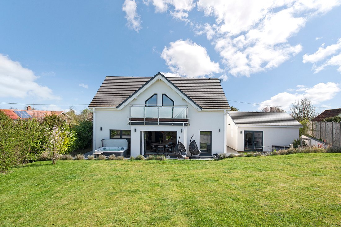 House in Arrington, England 2 - 15426243