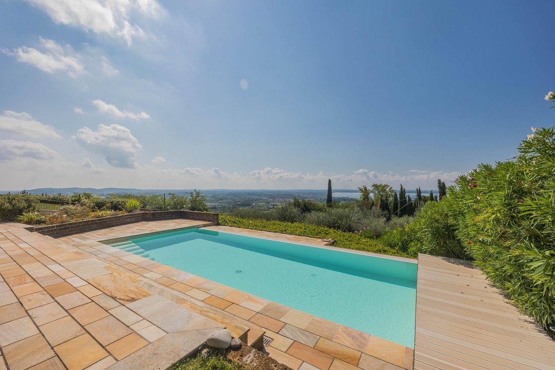 Villa in Cavaion Veronese, Veneto, Italy 3 - 16230897