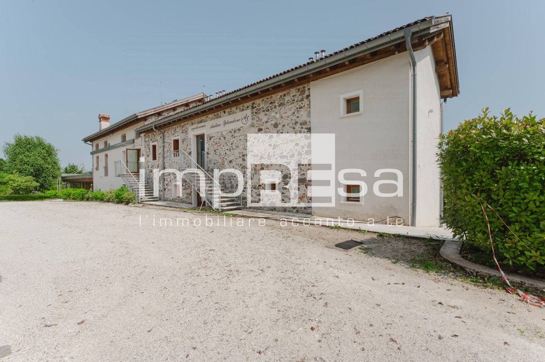 Fianema, Veneto, Italy 4 - 16230076