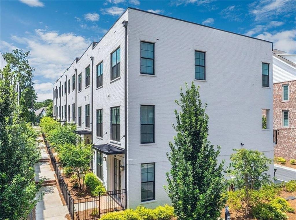 Townhouse in Alpharetta, Georgia, United States 3 - 16229201
