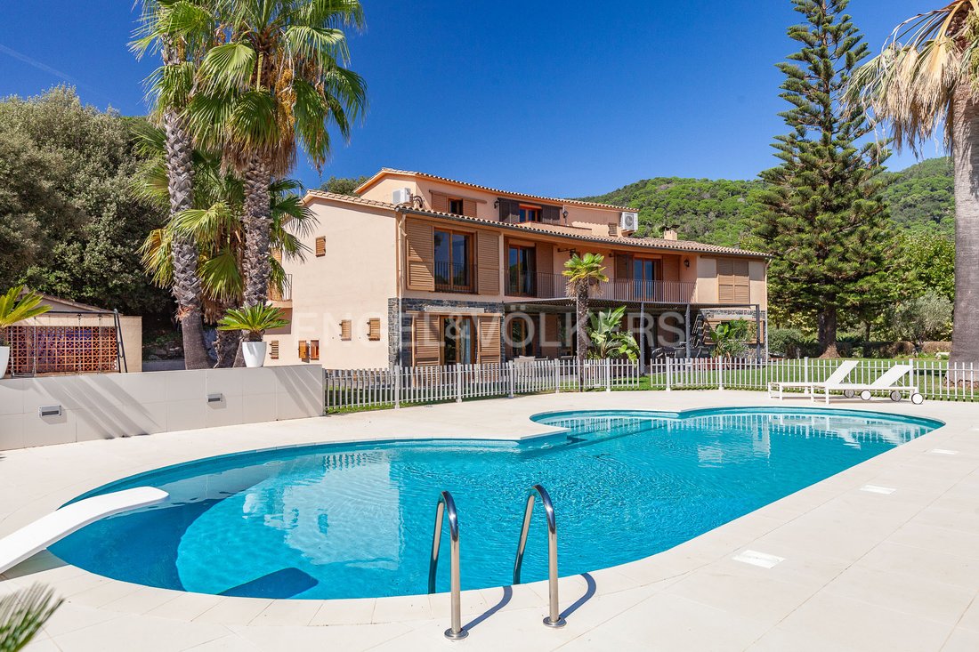 Villa in Arenys de Munt, Catalonia, Spain 1 - 16227995