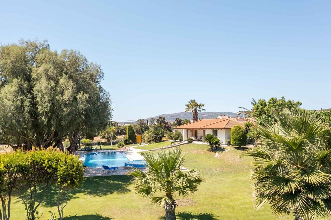 Villa in Rhodes, Aegean, Greece 2 - 16227254