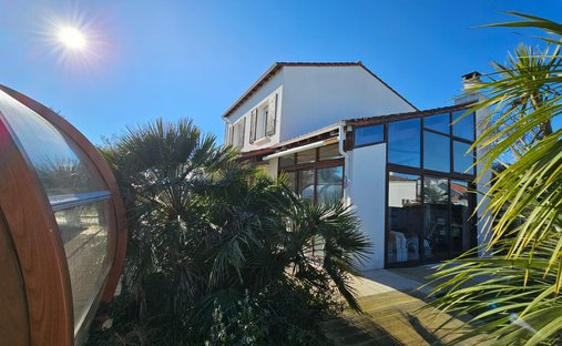 House in Saint-Georges-de-Didonne, Nouvelle-Aquitaine, France 1