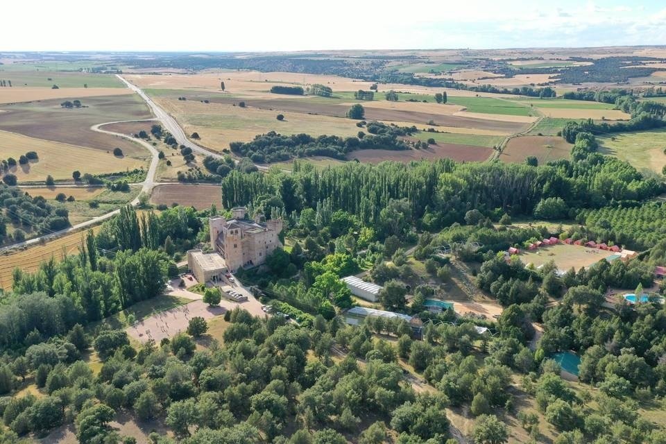 Castilnovo: A Crown of Stone, Whispers of Kings & Wild Forests Near Madrid