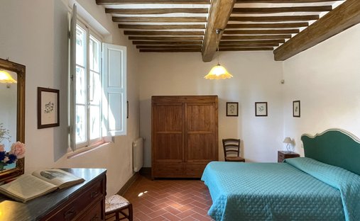 Castle for Sale in Molino d'Egola, Tuscany, Italy