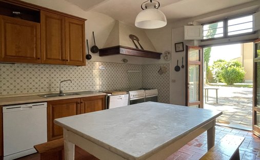 Castle for Sale in Molino d'Egola, Tuscany, Italy