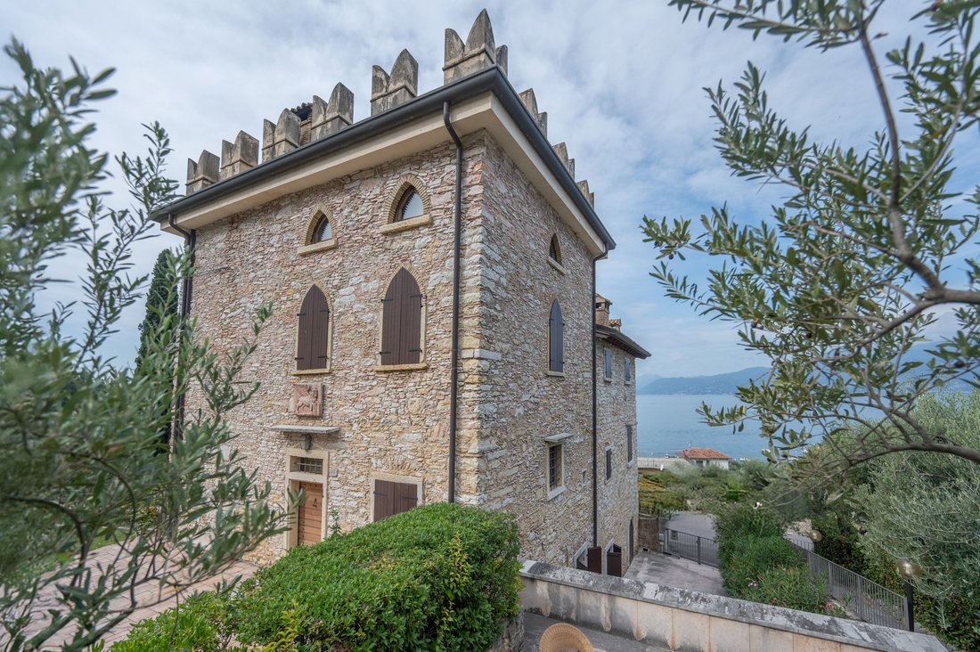 House in Torri del Benaco, Veneto, Italy 1 - 16230979