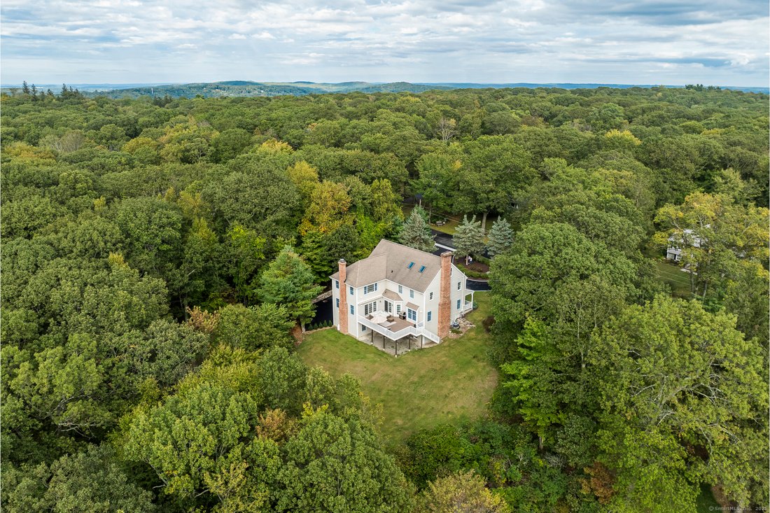 86 Round Lake Road, Ridgefield, Ct In Ridgefield, Connecticut, United ...