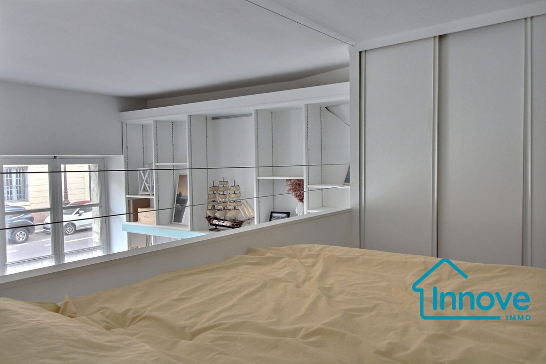 Apartment in Domaine National du Château, Versailles, France 5 - 16231851