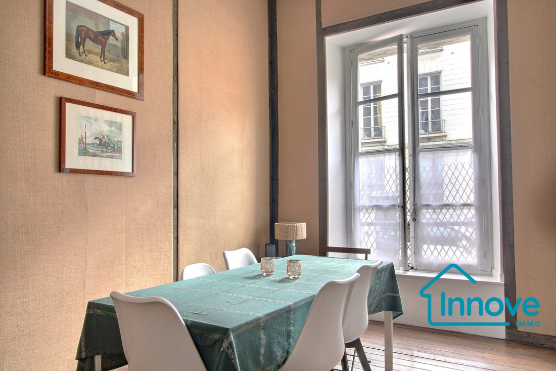 Apartment in Domaine National du Château, Versailles, France 4 - 16231851